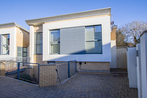 Photo 22- click for photo gallery